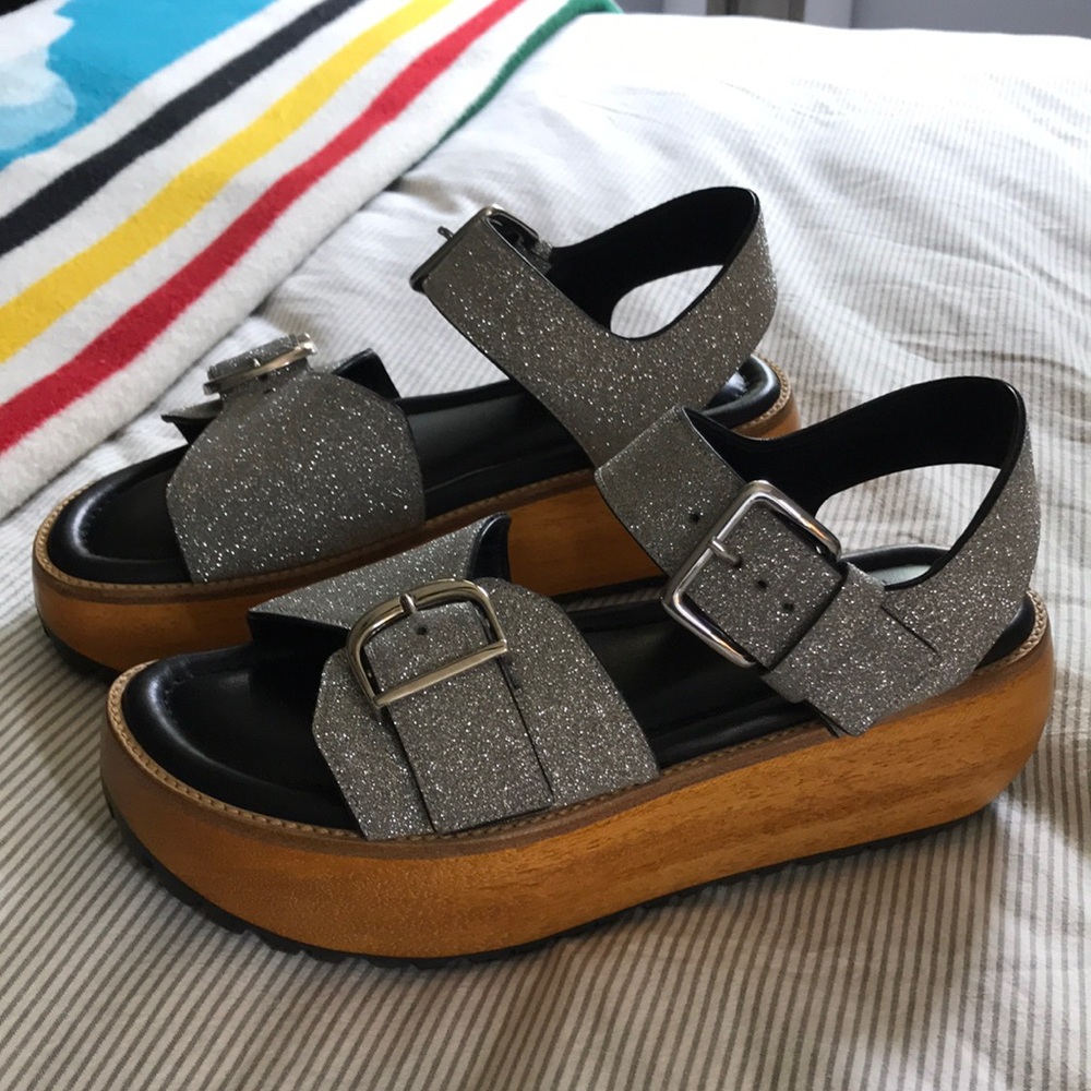 Marni glitter sandals!🤍✨🤩